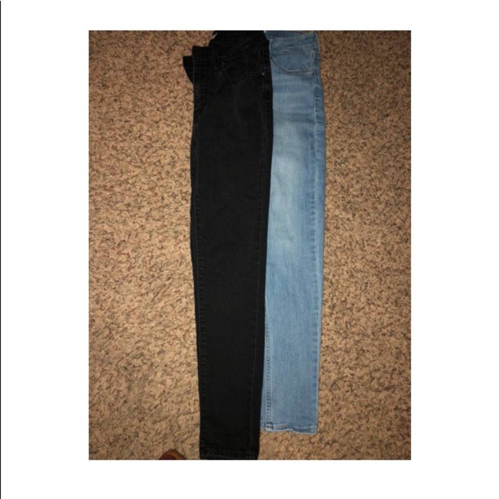 LEVI’S